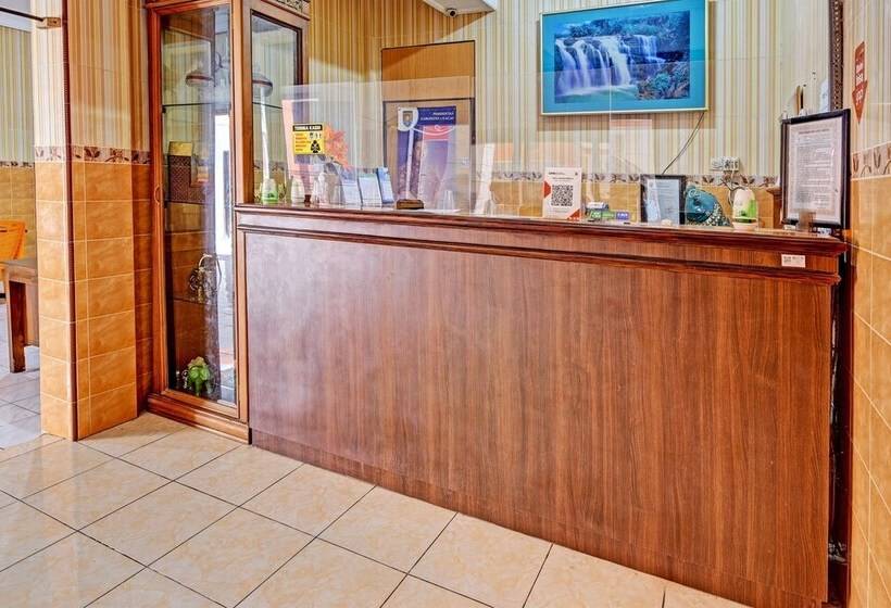 Collection O 91489 Hotel Tanjung Permata