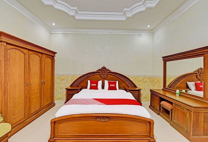 Collection O 91489 Hotel Tanjung Permata