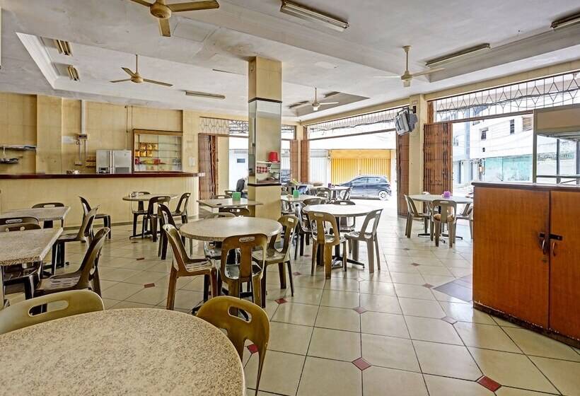 هتل Collection O 91484 Lai Lai Apartment