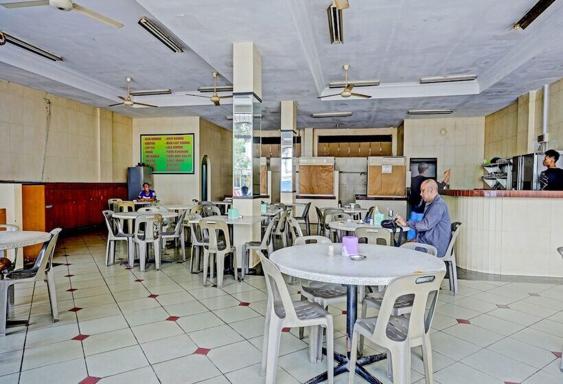 هتل Collection O 91484 Lai Lai Apartment
