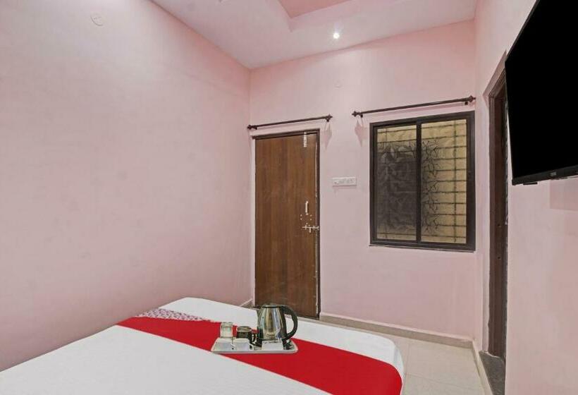 Отель O R K Guest House