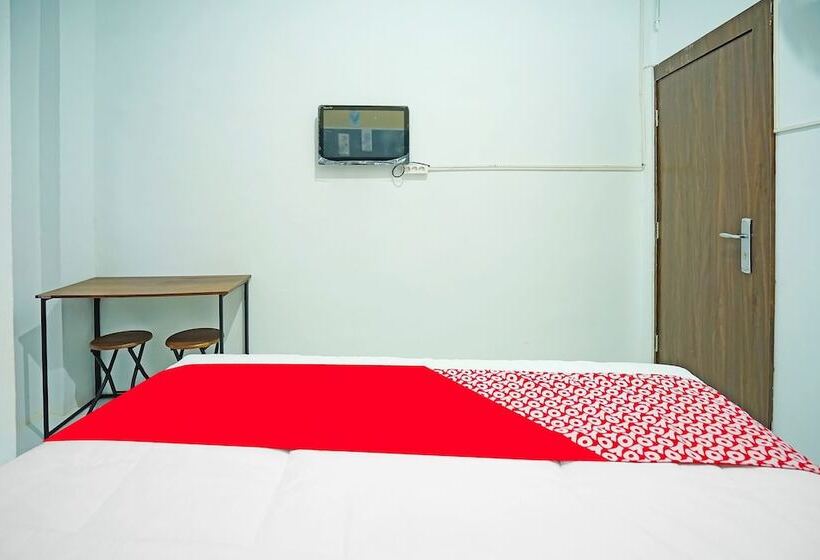 호텔 Oyo 91559 Kost Bangau Syariah