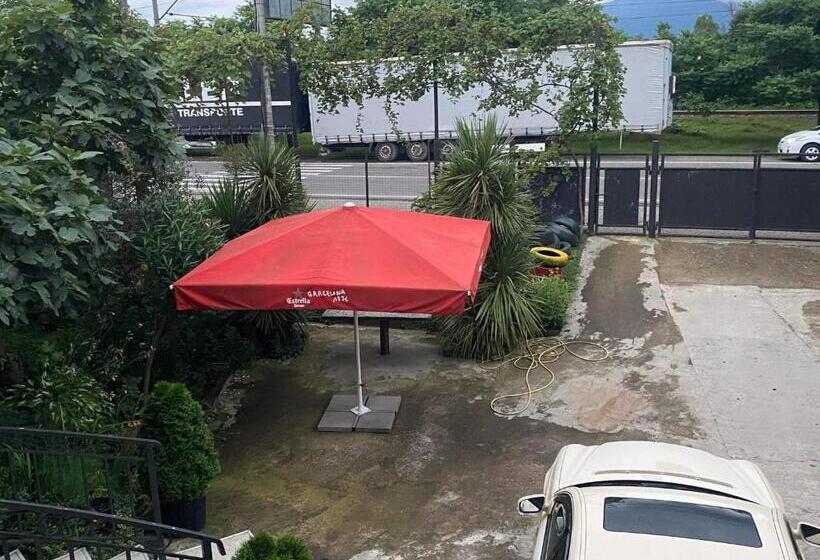 پانسیون Sanny Kobuleti