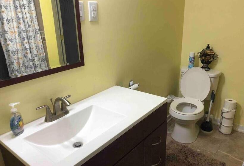 膳宿费 Spacious Unit With Mountain View