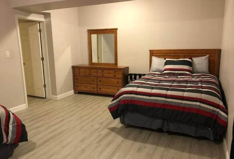 膳宿费 Spacious Unit With Mountain View