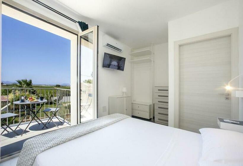18 Gradi Apartments