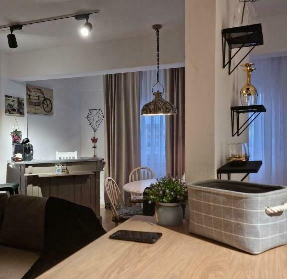Aryahome