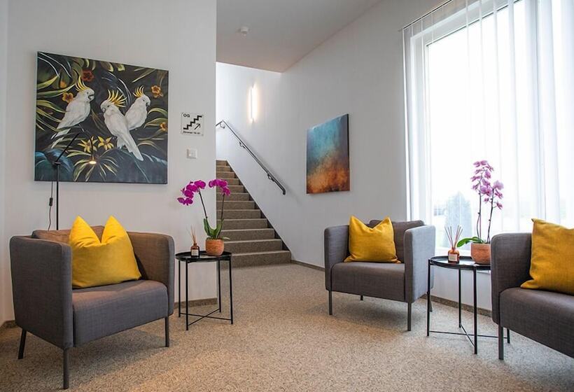 B Home Apart Hotel By Alpha