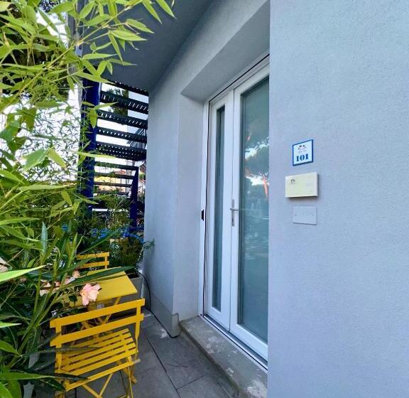 Blue Inn Residence E B&b