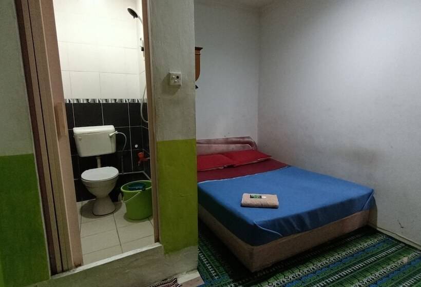 هتل Oyo 90568  Sutera Inanam