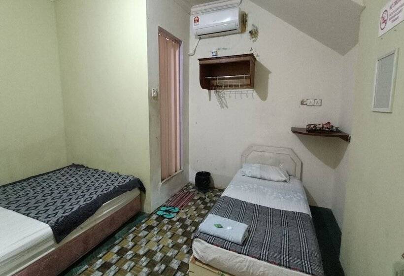 هتل Oyo 90568  Sutera Inanam