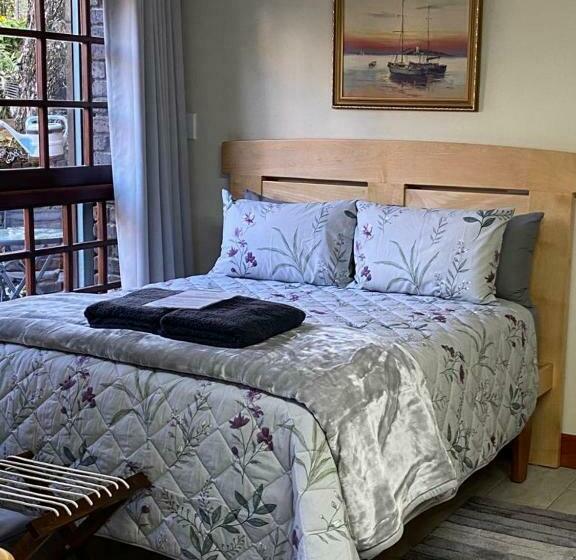 Julie S B&b