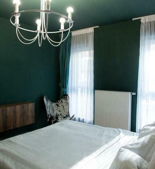 Lovely Apartment In Brasov