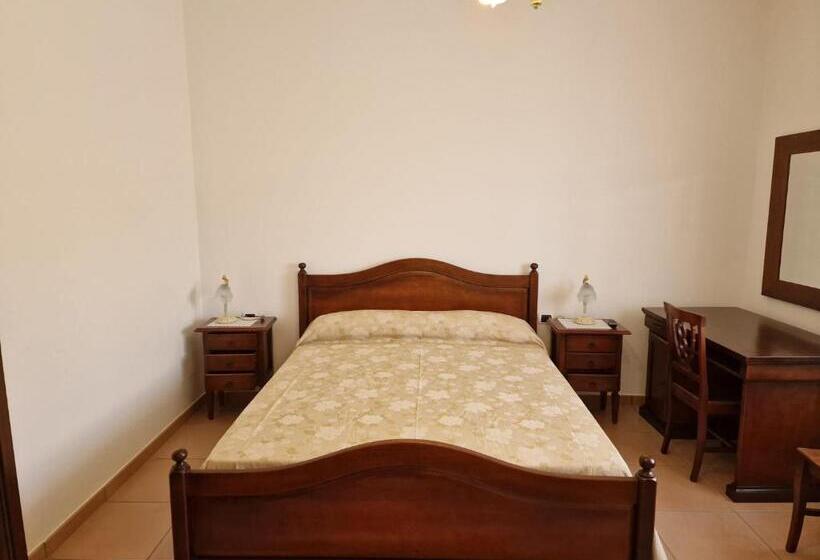 بنسيون L Antica Casa Affittacamere