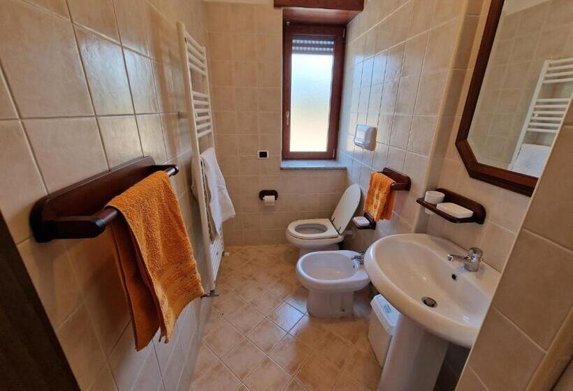 بنسيون L Antica Casa Affittacamere