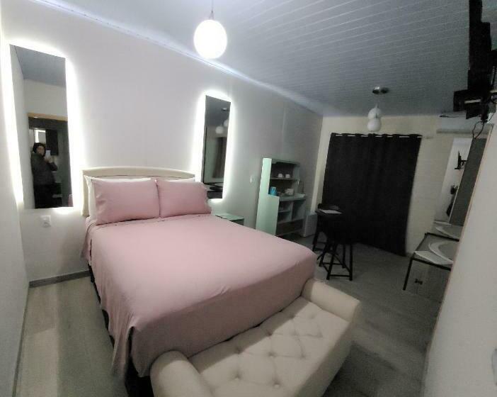 بنسيون Pousada Suite Avencal