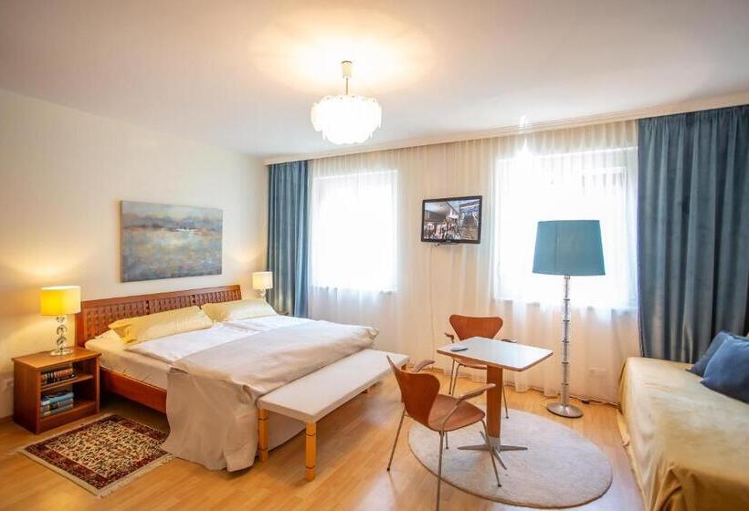 پانسیون Villa Gabriela