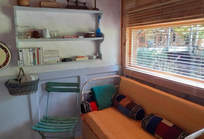 住宿加早餐  La Cabane De L Oiseau