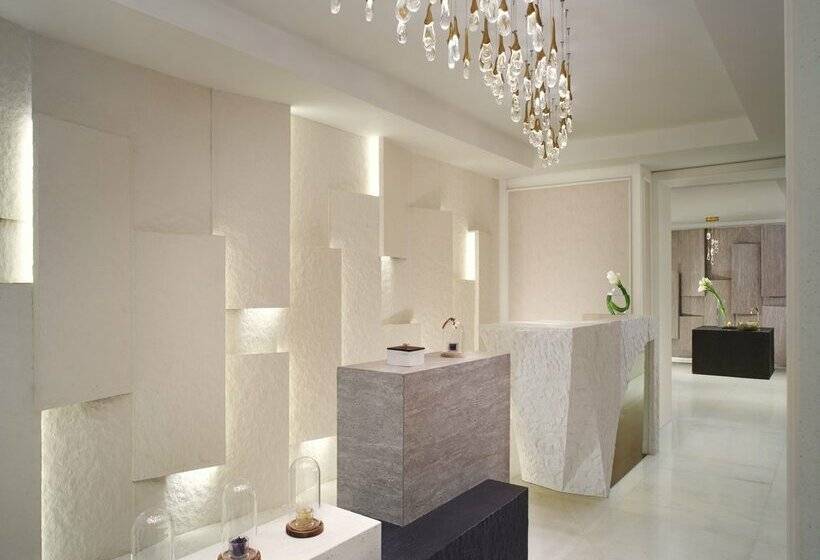 هتل The St. Regis Jakarta