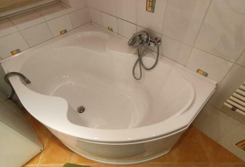 Imádni Való Sarokkádas Apartman Salgótarján Belvárosában