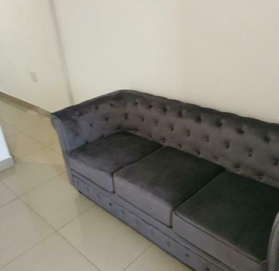 Пансион Bf Dlamini Guest House