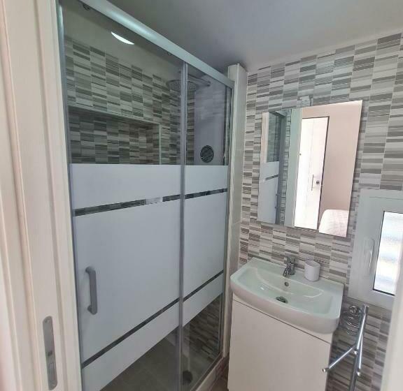 Scauri Rooms B&b