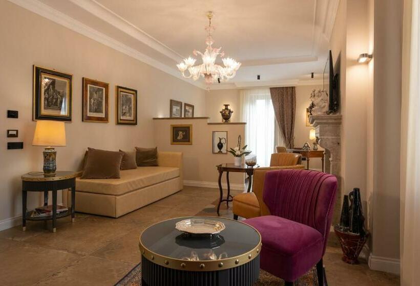 Bed and Breakfast Domus Clelia Paestum Antica Luxury Rooms