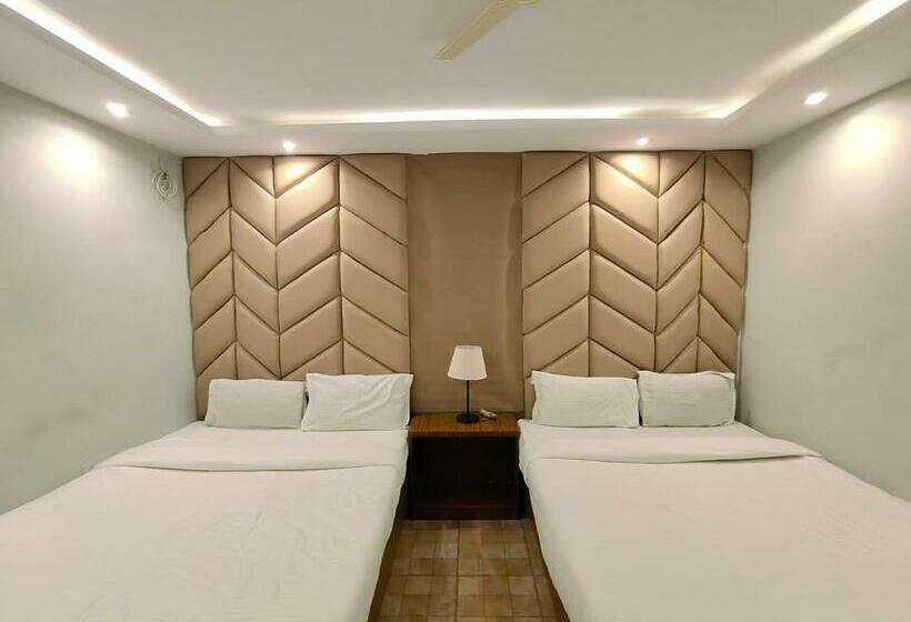 تختخواب و صبحانه The Penthouse