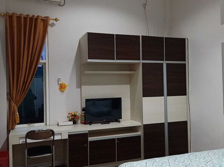 هتل Express O 91442 Bgp Guest House