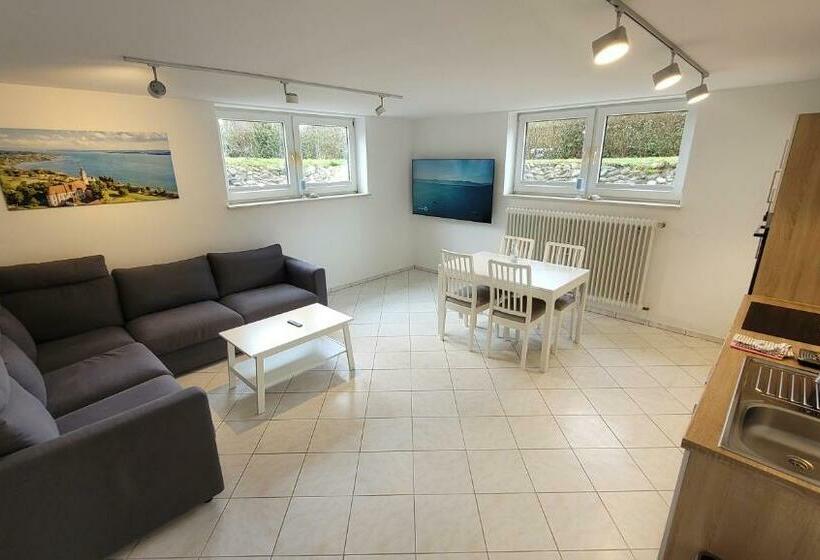Komfortable & Moderne Ferienwohnung In Markdorf Familie Hildebrand