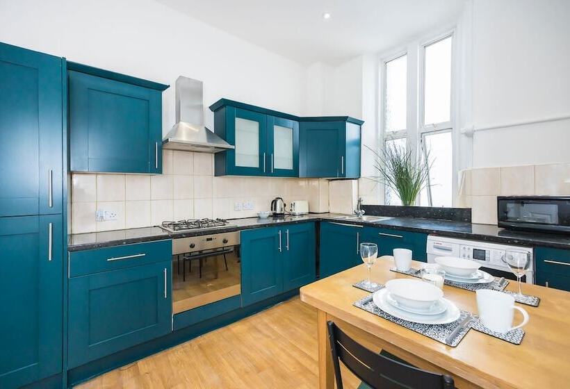 پانسیون Pimlico Hub