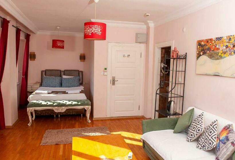 Yeşim Suit Otel