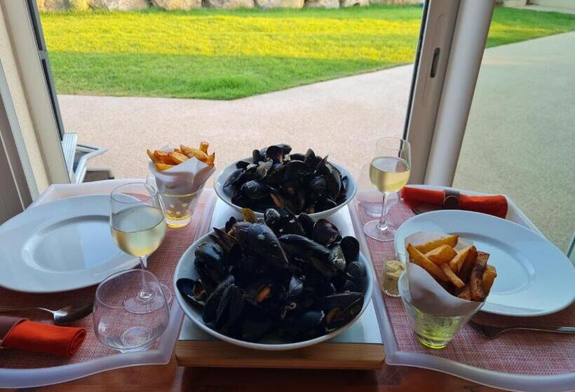 Chambres D Hôtes B&b La Bergeronnette Avec Piscine Couverte Chauffée