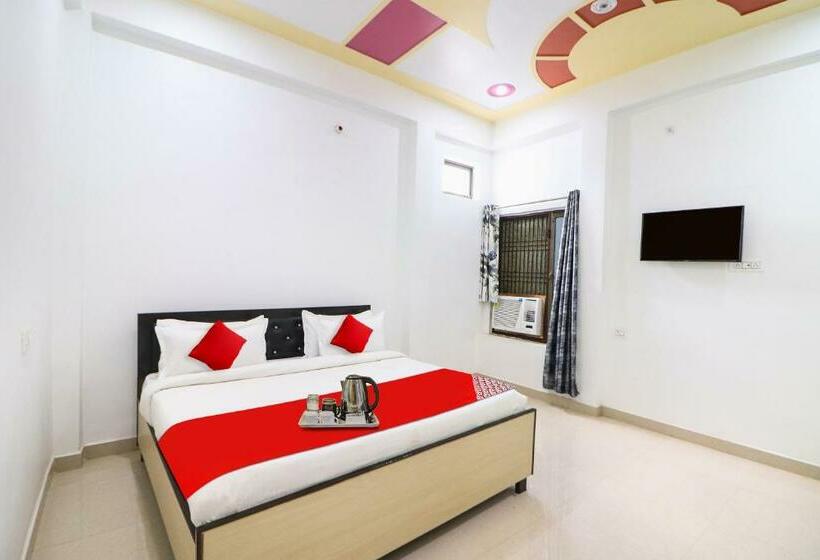 Отель Flagship Crown Guest House