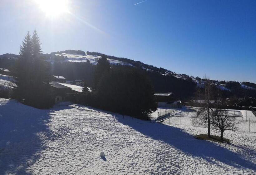 2 Pièces Avec Piscine Et Parking à Notre Dame De Bellecombe, 4 Pers   Fr 1 595 16