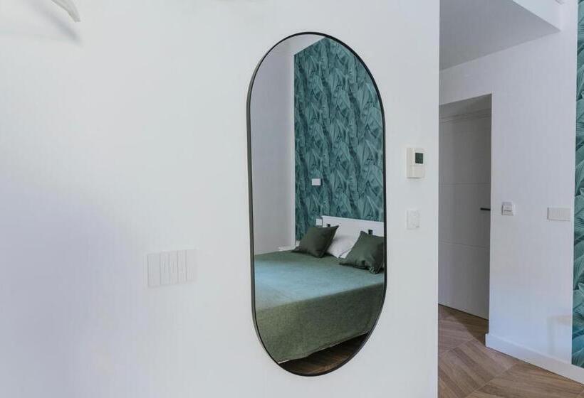 تختخواب و صبحانه Mimì Room