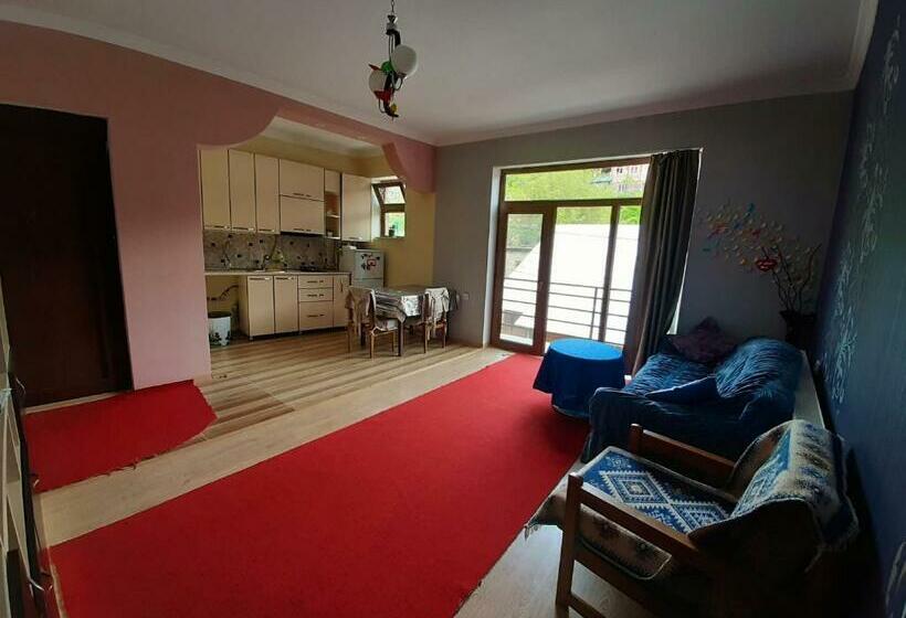 Happy Apartment