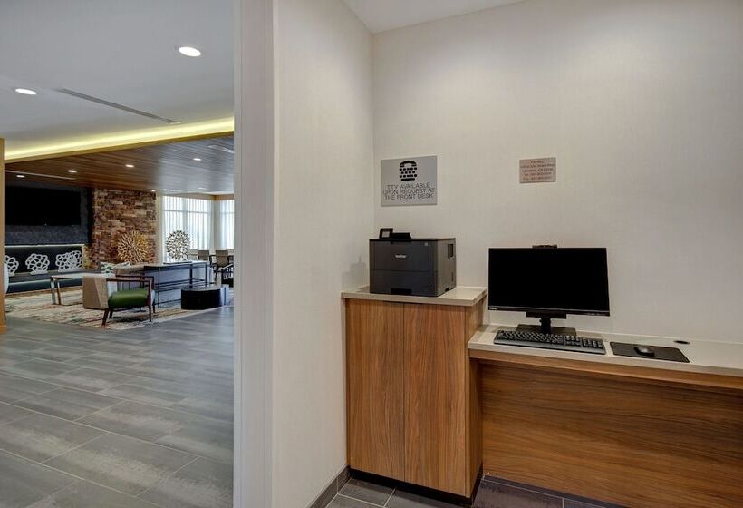 هتل Fairfield Inn & Suites Lancaster Palmdale