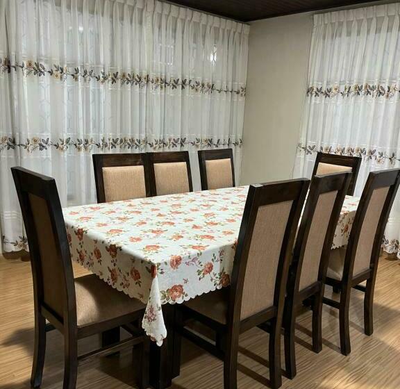 پانسیون Alojamiento El Hogar Casa Completa Prado Centro Cbba