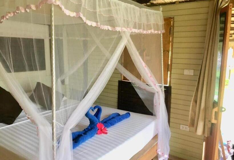 אתר נופש Koh Mook Mountain View