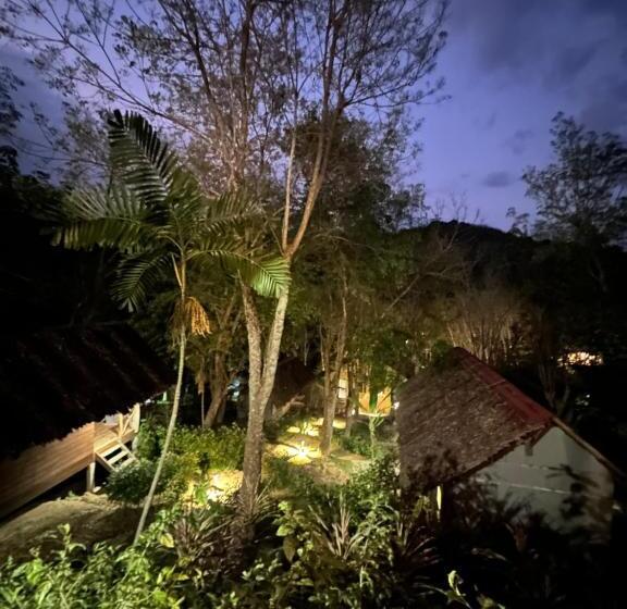 אתר נופש Koh Mook Mountain View