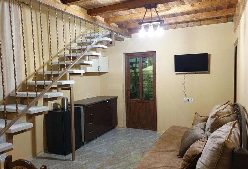 مبيت وإفطار Van Guesthouse