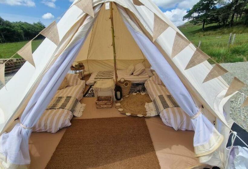 Ben Lettery Hostel