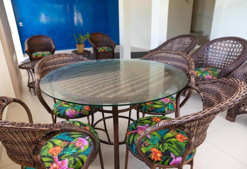 هتل Pousada Roberto Monteiro   Frente Mar