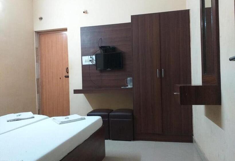 هتل Plaza Guest House