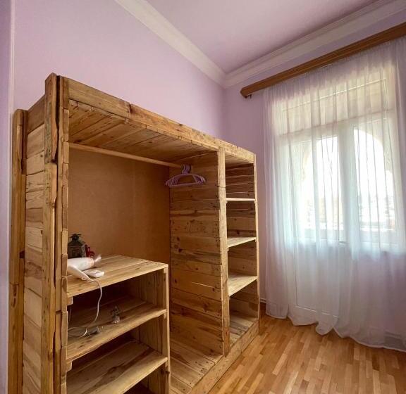 پانسیون Najaryan’s Family Guest House