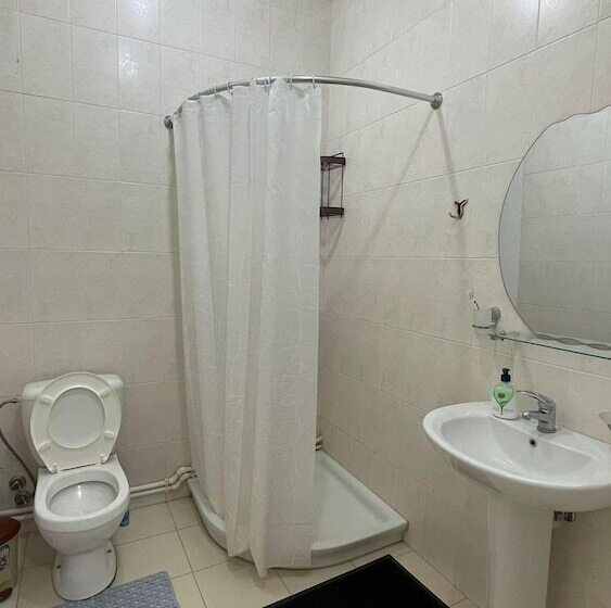 پانسیون Najaryan’s Family Guest House