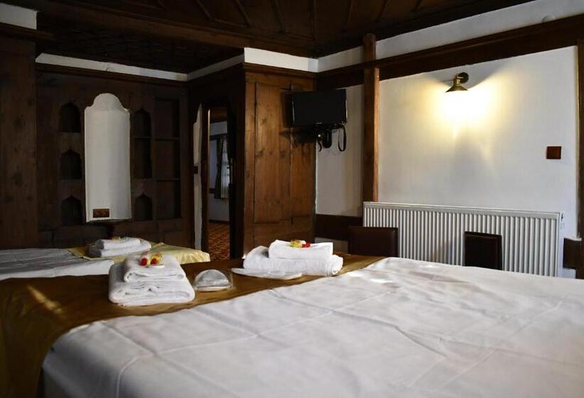 مبيت وإفطار Yedekcioğlu Konak