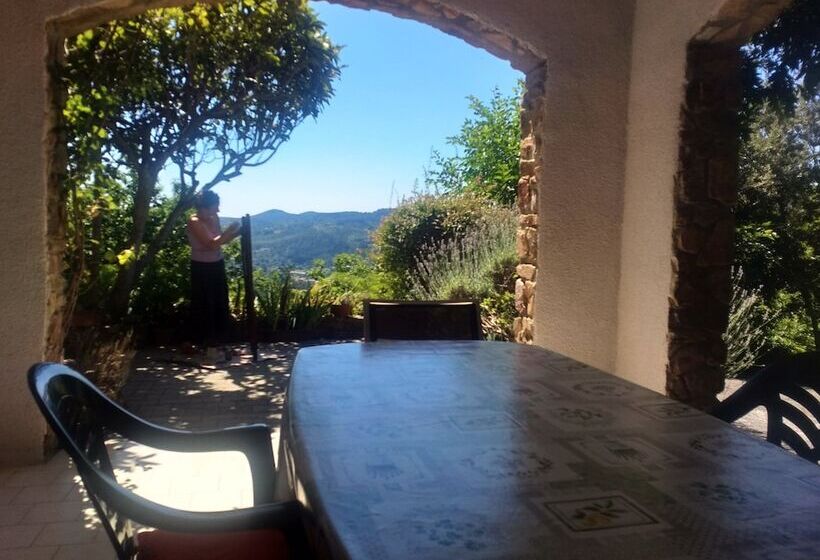 פנסיון Les Jardins D Arbousse