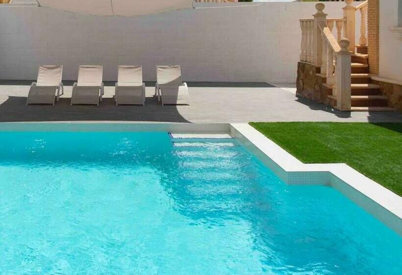 Villa Dos